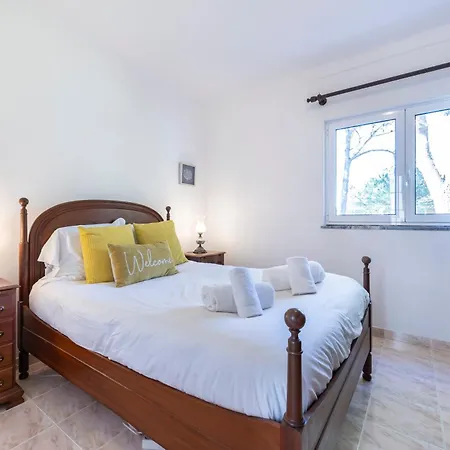 Casa Dos Golfinhos Villa