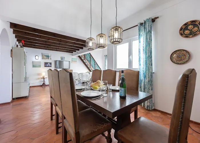 Casa Dos Golfinhos アルジェズール